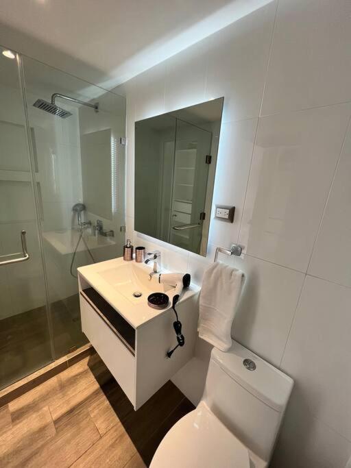 Apartamento 2 Habitaciones, Edificio Airali, Zona 10, Miradolo Città del Guatemala Esterno foto