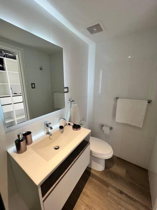 Apartamento 2 Habitaciones, Edificio Airali, Zona 10, Miradolo Città del Guatemala Esterno foto